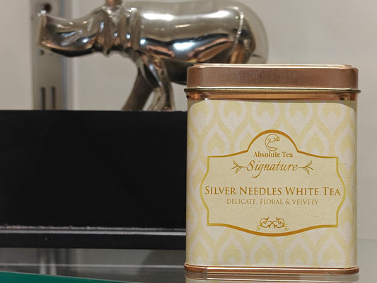 એબ્સોલ્યુટ સિગ્નેચર સિલ્વર નીડલ્સ વ્હાઇટ ટી